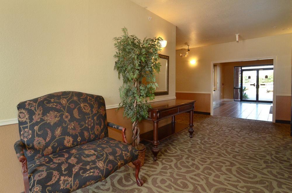 Intown Suites Extended Stay Austin Tx - Research Blvd Jollyville Екстериор снимка